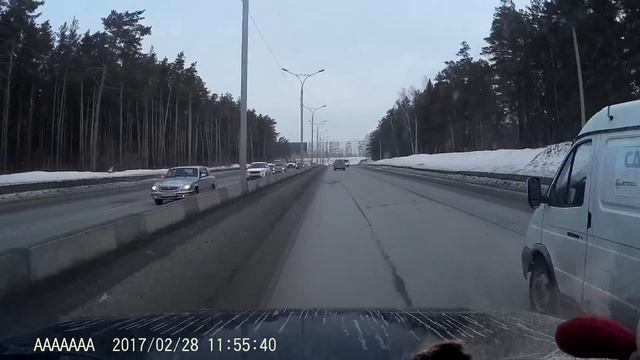 Патриот в городском потоке(Бердское шоссе) смотреть онлайн