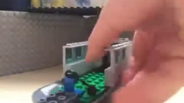 Подводная лодка из Лего смотреть онлайн