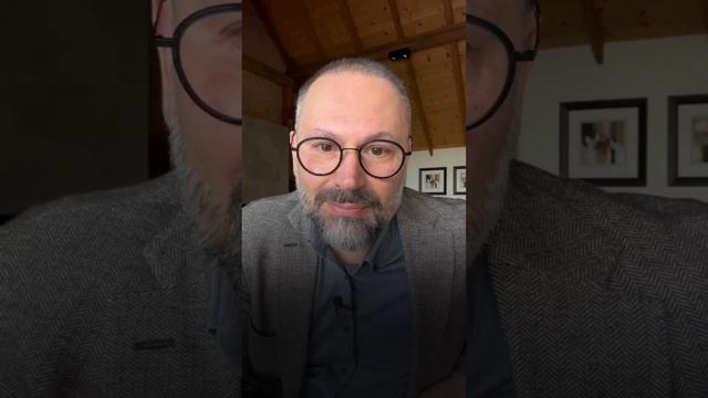 Как вызвать симпатию? #shorts смотреть онлайн