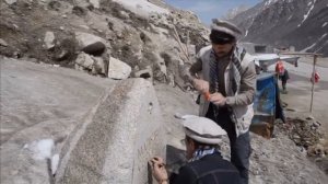 Дорога на Саланг   Последний советский памятник