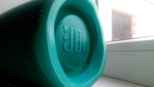 BASS test калонки JBL charge 4 ( песня 7 дней ) смотреть онлайн
