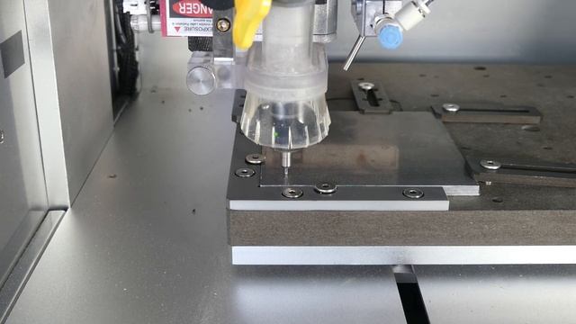 Desktop Cnc Mill with a unique Tool Changer - Carvera Cnc Machine Review смотреть онлайн