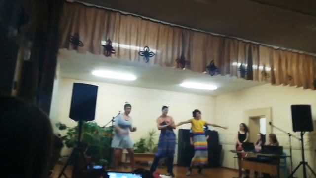 Поздравления мальчиков девочкам с 8 марта смотреть онлайн