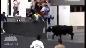 Бег быков в Испании \ Испанская коррида