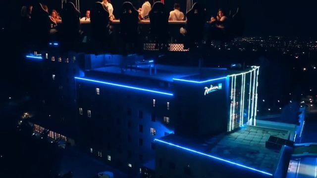 Blue Sky Restaurant/Yerevan Dinner in The Sky смотреть онлайн