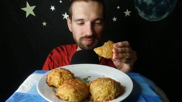 МУКБАНГ МЯСО С СЫРОМ ПОД КАРТОФЕЛЬНОЙ ШУБОЙ ИТИНГ АСМР ЕДА смотреть онлайн