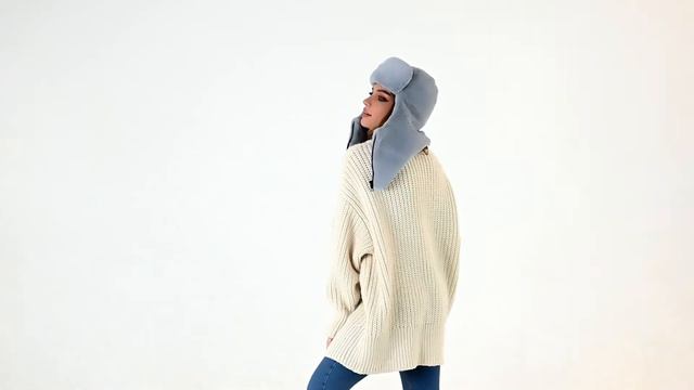 Женская меховая балаклава голубого цвета в интернет-магазине Animal-hoods смотреть онлайн