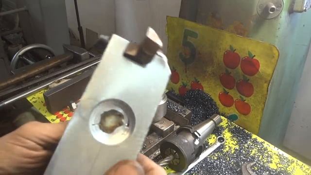 Фрезер 6Н10 первая стружка, самодельный конус ИСО40. смотреть онлайн