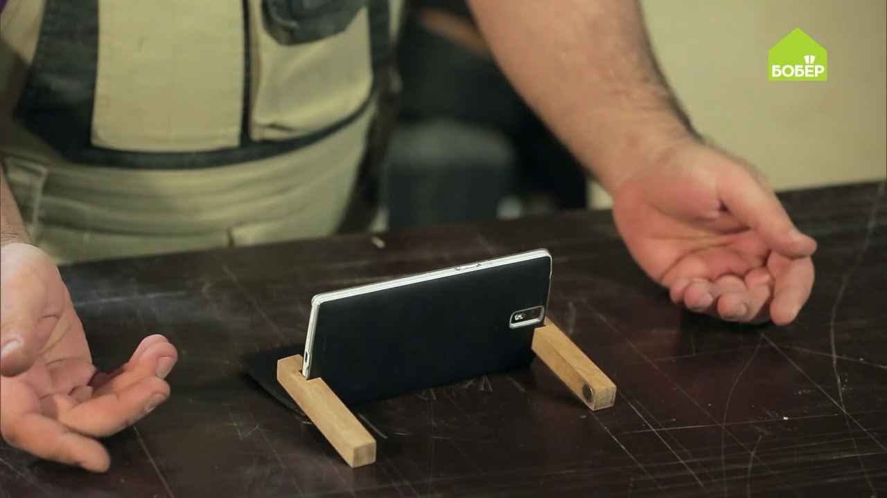 Как сделать подставку для телефона своими руками / Магнитная подставка для телефона из дерева смотреть онлайн