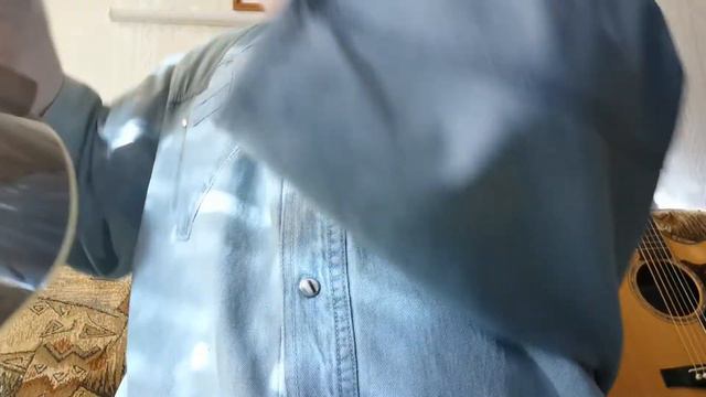 Yamaha LJ-16 (1000$) Vs Martin (4000$)