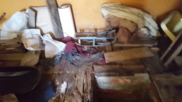 еще один заброшенный гараж для будущей аренды смотреть онлайн