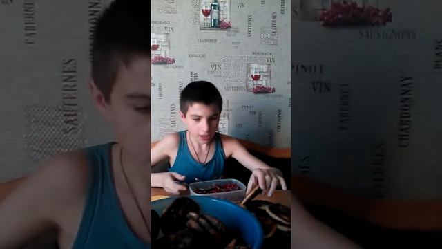 Кислая брусника смотреть онлайн