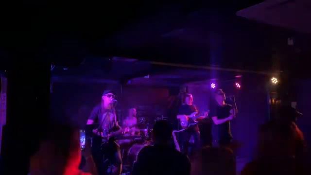 Руки Вверх - Я не отдам тебя никому (кавер от BARNEY BARFLY) смотреть онлайн