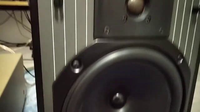 #hifiaudio Kef C20 (demo)