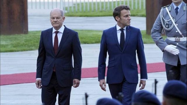 Евросоюз не смог договориться о введении запрета на поставку российской нефти смотреть онлайн