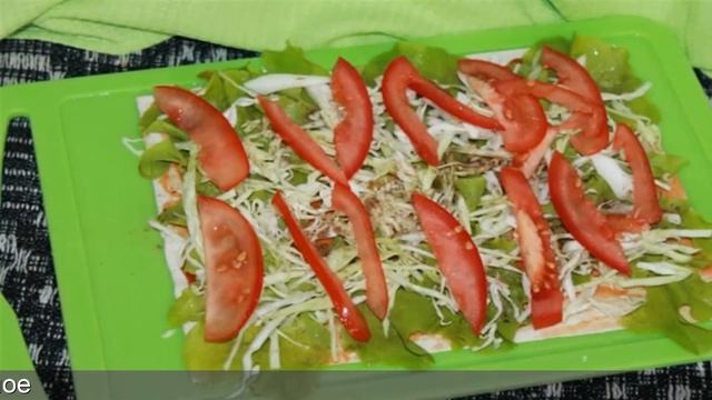Домашняя шаурма в лаваше с курицей. Лучший рецепт сочной шаурмы! смотреть онлайн