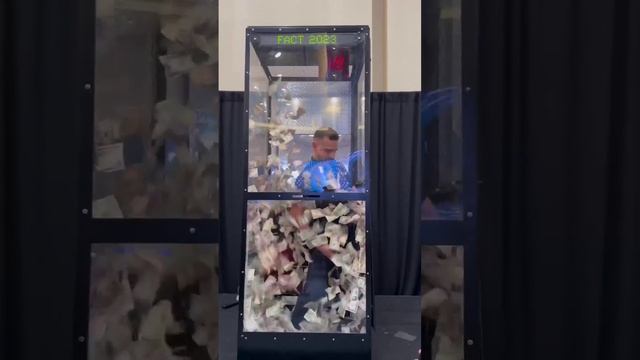 Дак вот что значит "легкие деньги"!))) смотреть онлайн