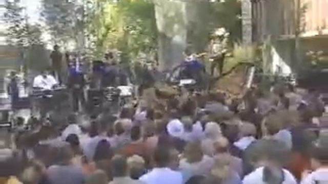 blue man and gavin rossdale current смотреть онлайн