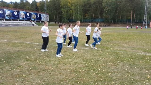 Хип-хоп аэробика на спортивном празднике (16.09.2018, Озёрск) смотреть онлайн