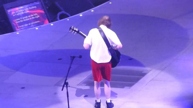 AC/DC W/ AXL ROSE Hells Bells LIVE Sept 14, 2016 Madison Square Garden NY USA