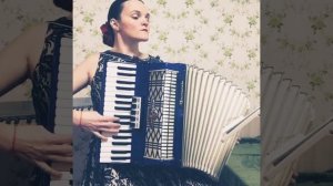 У церкви стояла карета (аккордеон)