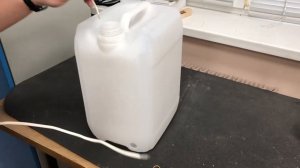 Установка штуцера в канистру. Все просто!