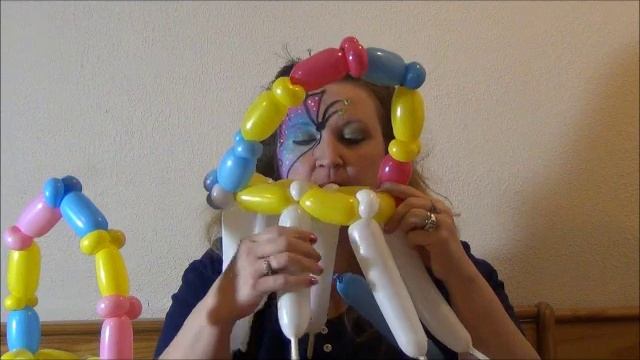 Easter Basket Balloon Tutorial | Basket Weaving | Chicago Balloon Artists смотреть онлайн