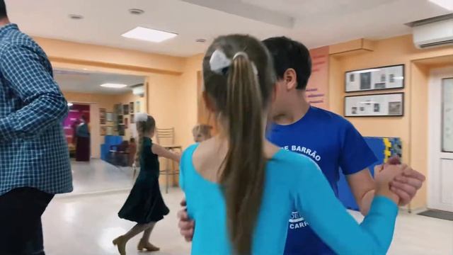Бальные танцы в студии Айседора смотреть онлайн