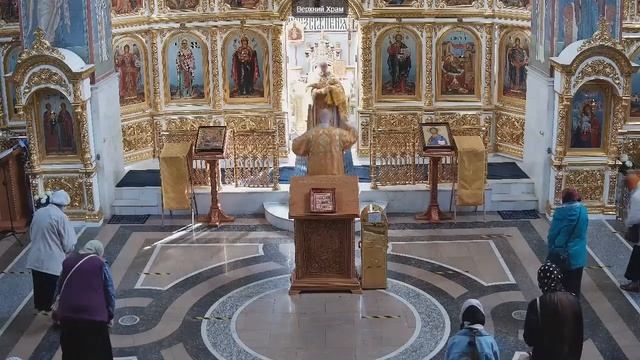 2020-08-14 Часы. Литургия. Панихида.