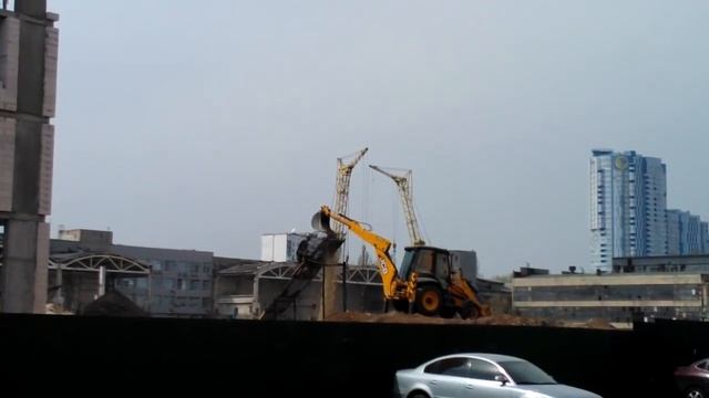 ? ЗАЧЕМ ПРОСЕИВАЮТ КЕРАМЗИТ? Дурная работа на стройке №2  просеивание керамзита. ЧЕЛлЕНДЖ