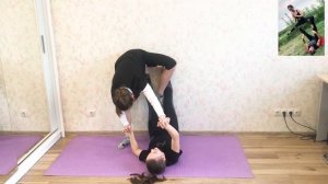 "САМЫЙ ЛЕГКИЙ" ЙОГА ЧЕЛЛЕНДЖ для ДВОИХ / Двойняшки против ЙОГИ 2022!