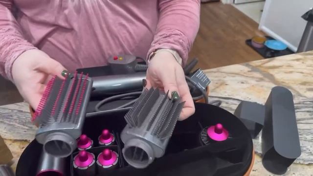 Dyson AirWrap смотреть онлайн