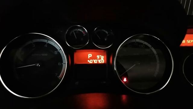 Приборка Peugeot 308 Black & White смотреть онлайн