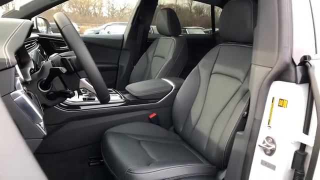 2019 Audi Q8 Lake forest, Highland Park, Chicago, Morton Grove, Northbrook, IL A190120 смотреть онлайн