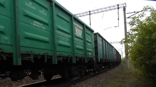ВЛ80С-884 А/932 с грузовым поездом смотреть онлайн