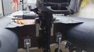 Как правильно устанавливать лодочные моторы , и как можно их устанавливать .