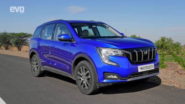 Innova HyCross vs Safari vs XUV700 vs Alcazar vs Carens | 7-Seater Mega-Comparo | evo India смотреть онлайн