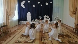 МДОУ д/с «Рябинка», ансамбль «Веселинки», танец «Серебристые снежинки».