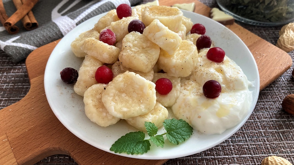 Отличный вариант на завтрак - ленивые вареники с творогом!