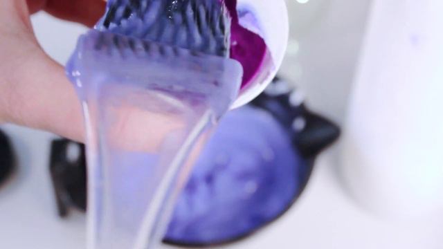 HOW TO GET LAVENDER / LILAC HAIR | MELISSA MIXES смотреть онлайн