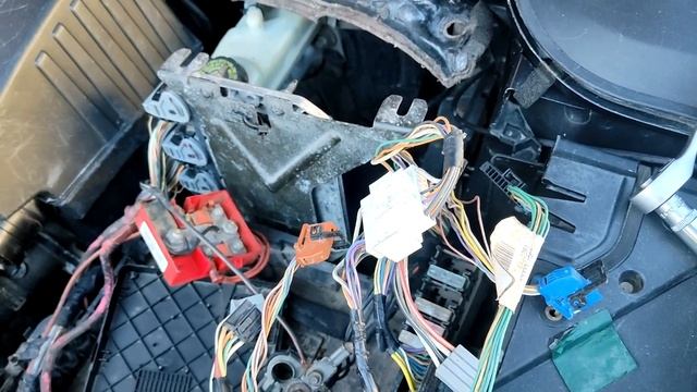 Помыли двигатель меган 2 Попали на бабки Реанимация утопленника смотреть онлайн