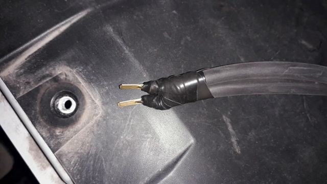 Заменил штатный писклявый сигнал на недорогой двухтональный (улитки). El Vesta. смотреть онлайн