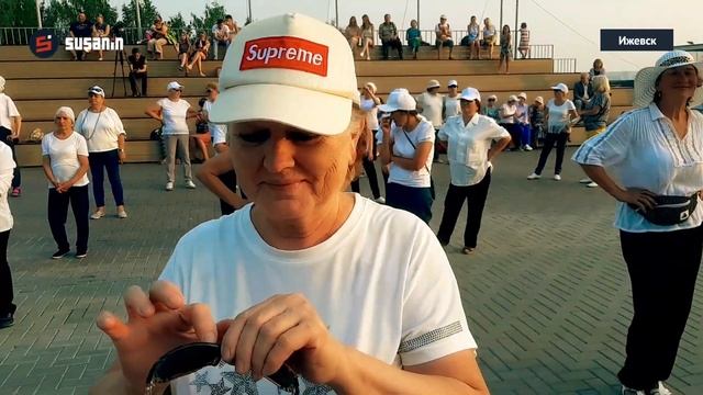 Танцевальный флешмоб по зумбе в Удмуртии смотреть онлайн