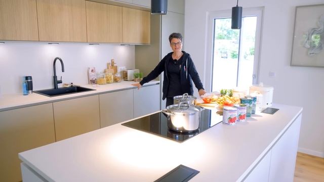 Stadtvilla Preiswert Bauen – So Kann Es Klappen! Neues Musterhaus Von Fertighaus Weiss | Haustour