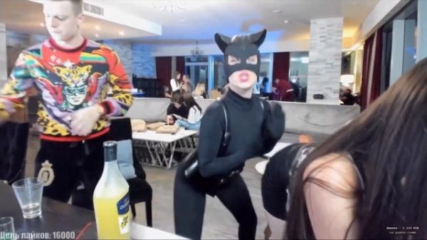 МЕЛСТРОЙ ВЫГНАЛ ПРАНКЕРШУ СО СТРИМА! МЕЛСТРОЙ ЗАСОСАЛ МАЛЫШКУ! МЕЛСТРОЙ НАРЕЗКА!