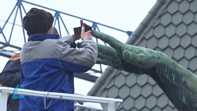 Обследования памятника Минину и Пожарскому перед реставрацией смотреть онлайн