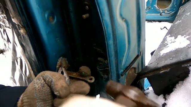 Как снять дверь Дэу Нексия / Daewoo Nexia смотреть онлайн