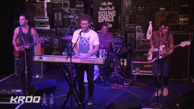 Smallpools - "Dreaming" (KROQ Performance) смотреть онлайн