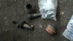 Замена шаровых опор Ивеко Дейли E5 2.3. Меняйте шаровые вовремя!