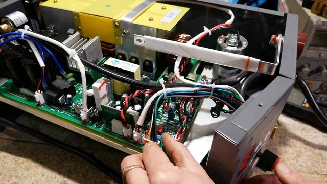 Про ток и скорость подачи проволоки на примере Кратон IMIG-250 и не только. + Ремонт смотреть онлайн